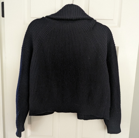 Vince Cropped Cashmere Wool Cardigan - Picture 3 of 6